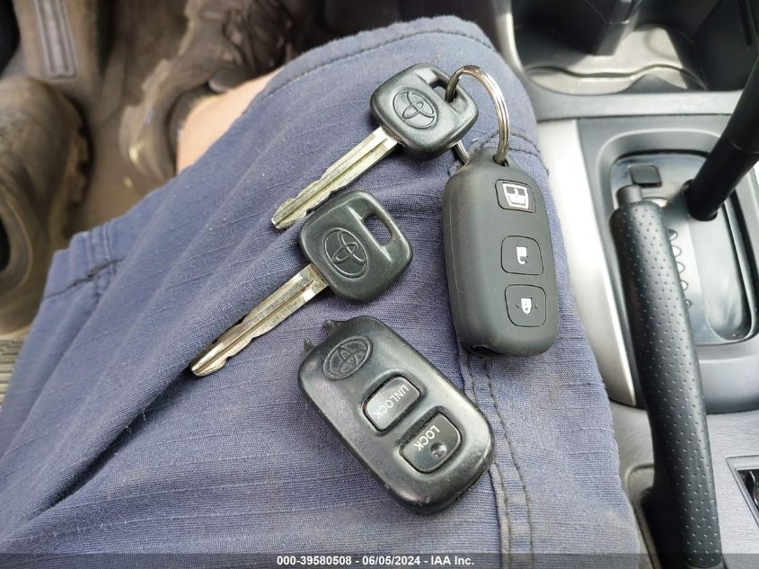 2004 Toyota Rav4 VIN: JTEGD20V840001246 Lot: 39580508