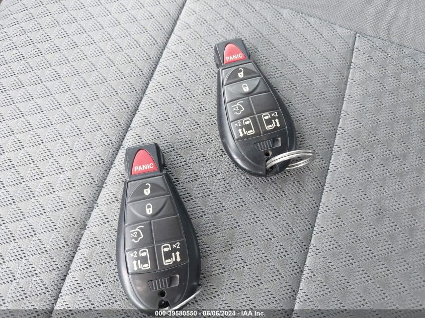 2010 Chrysler Town & Country Touring VIN: 2A4RR5D1XAR450639 Lot: 39580550