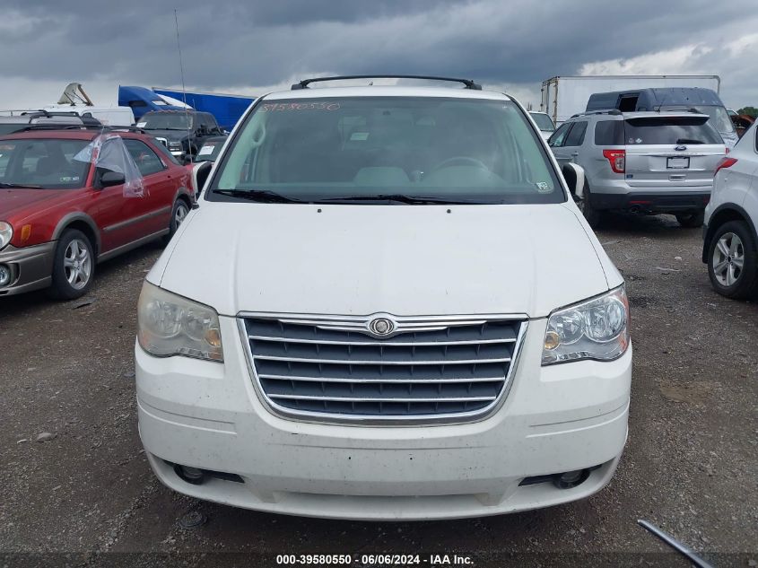 2010 Chrysler Town & Country Touring VIN: 2A4RR5D1XAR450639 Lot: 39580550