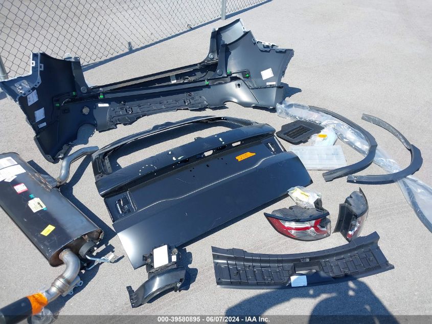 2018 Land Rover Discovery Sport Hse VIN: SALCR2RX8JH769601 Lot: 39580895