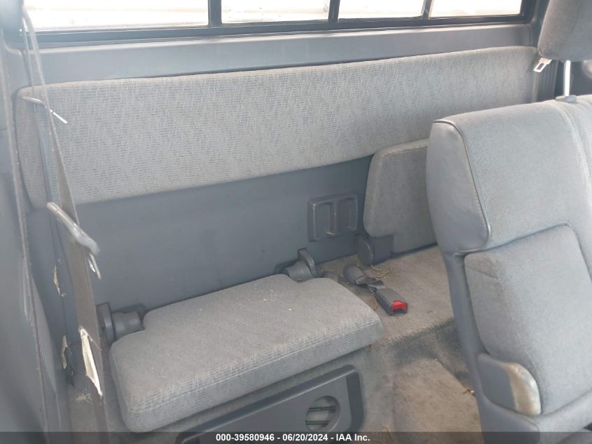 1998 Toyota Tacoma VIN: 4TAVL52N2WZ001363 Lot: 39580946