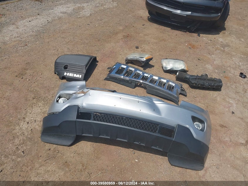 2011 Jeep Grand Cherokee Laredo VIN: 1J4RS4GT6BC716700 Lot: 39580959