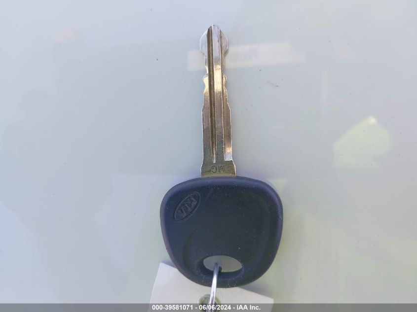 2007 Kia Optima Ex V6 VIN: KNAGE124375140530 Lot: 39581071