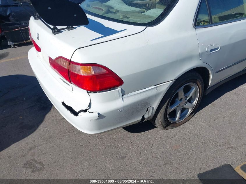 2000 Honda Accord 3.0 Lx VIN: 1HGCG1649YA023633 Lot: 39581099