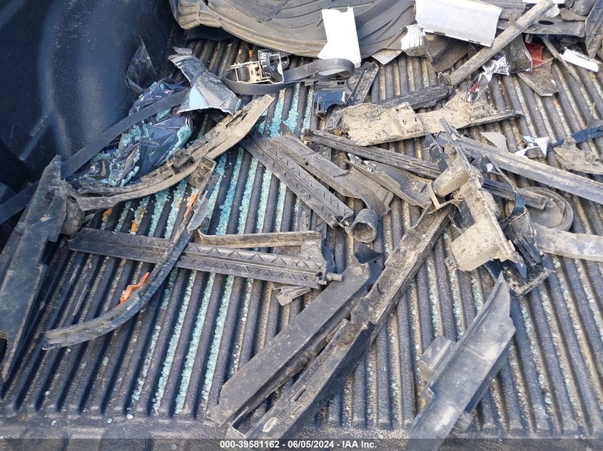 2017 Chevrolet Silverado 1500 2Lt VIN: 3GCUKREC1HG456650 Lot: 39581162