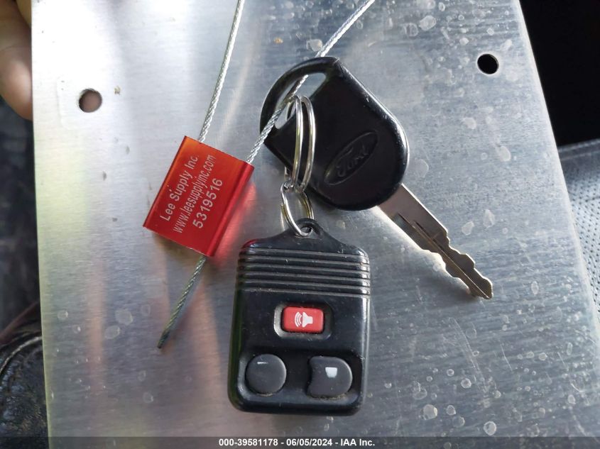 2005 Ford Escape Limited VIN: 1FMYU94155KB08880 Lot: 39581178