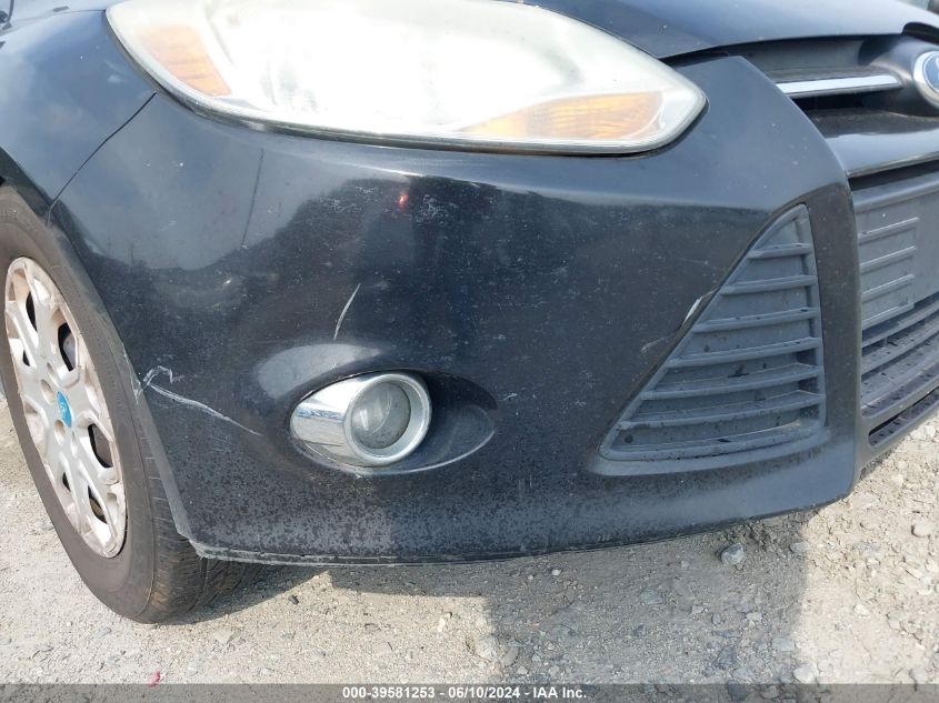 2012 Ford Focus Se VIN: 1FAHP3F29CL307152 Lot: 39581253