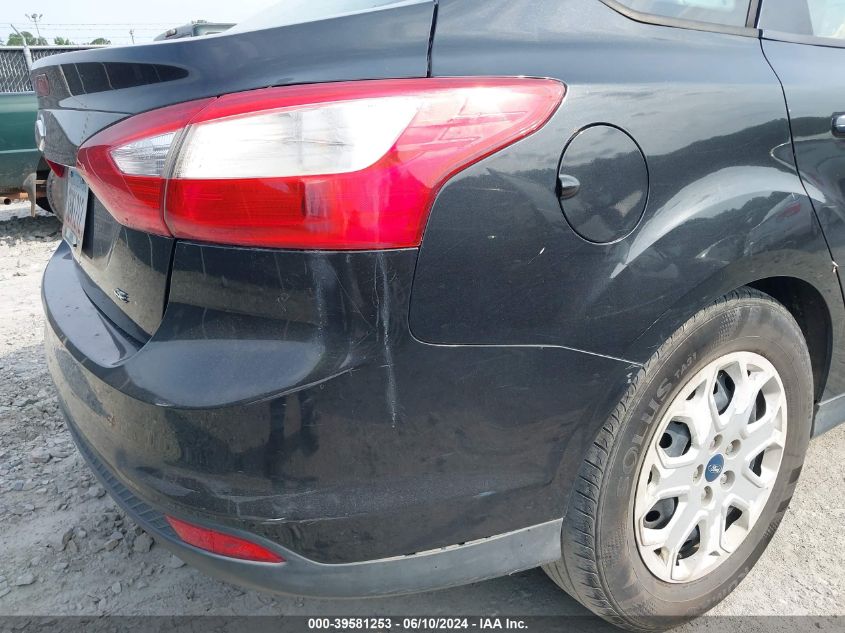 2012 Ford Focus Se VIN: 1FAHP3F29CL307152 Lot: 39581253