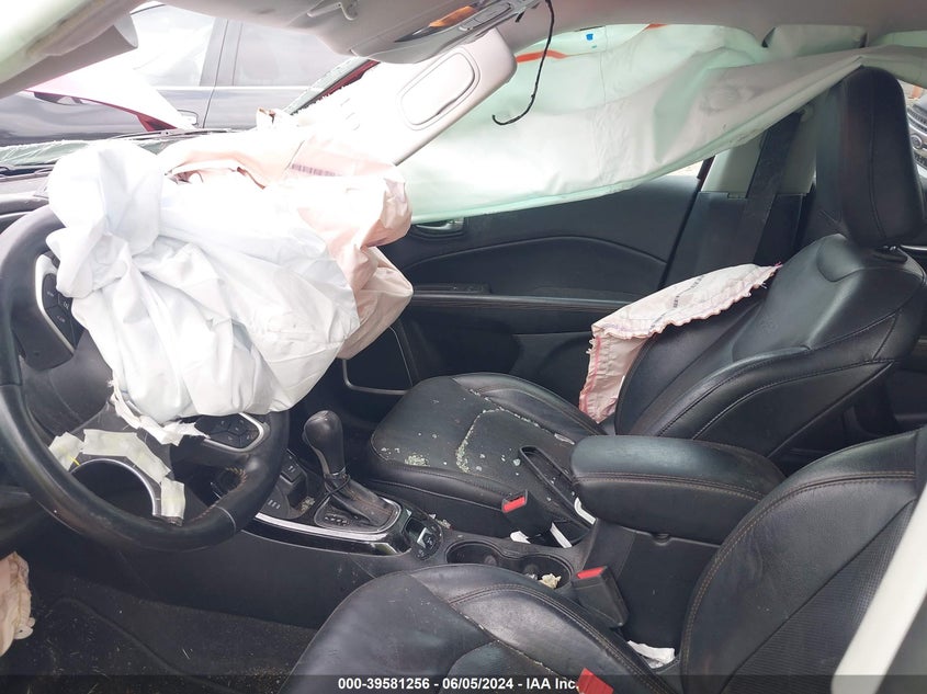 2018 JEEP COMPASS LIMITED - 3C4NJDCB3JT266172