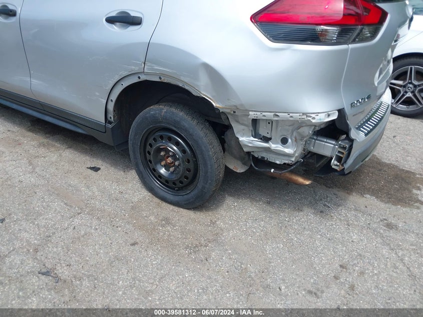 2017 Nissan Rogue S VIN: KNMAT2MV1HP544832 Lot: 39581312