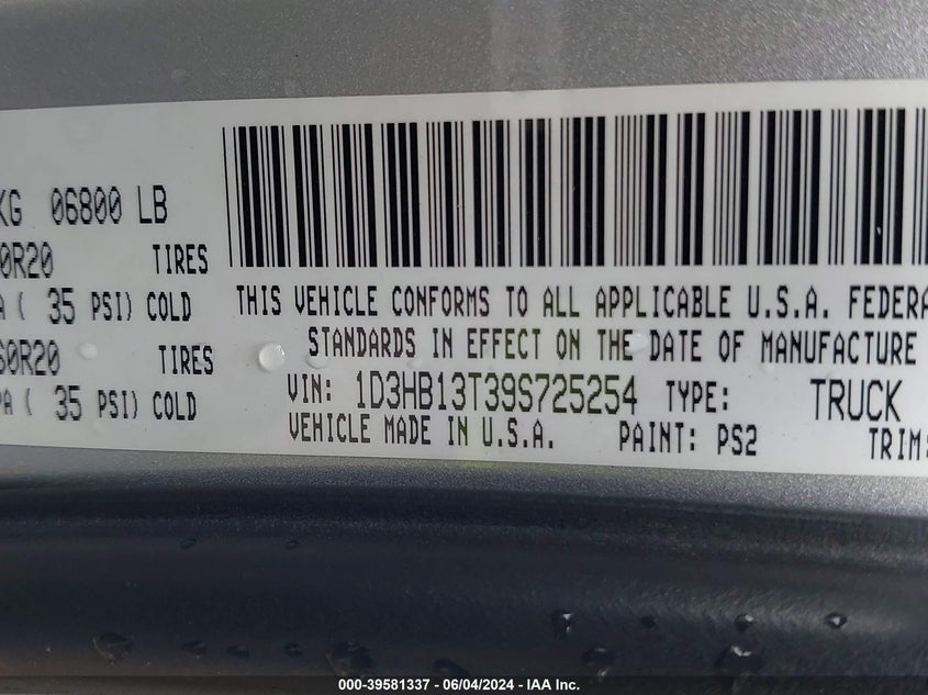 2009 Dodge Ram 1500 Slt/Sport/Trx VIN: 1D3HB13T39S725254 Lot: 39581337