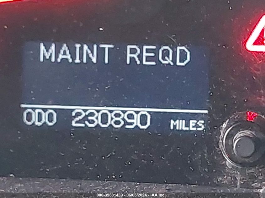 2010 Toyota Tundra Limited 5.7L V8 VIN: 5TFHW5F17AX100233 Lot: 39581439