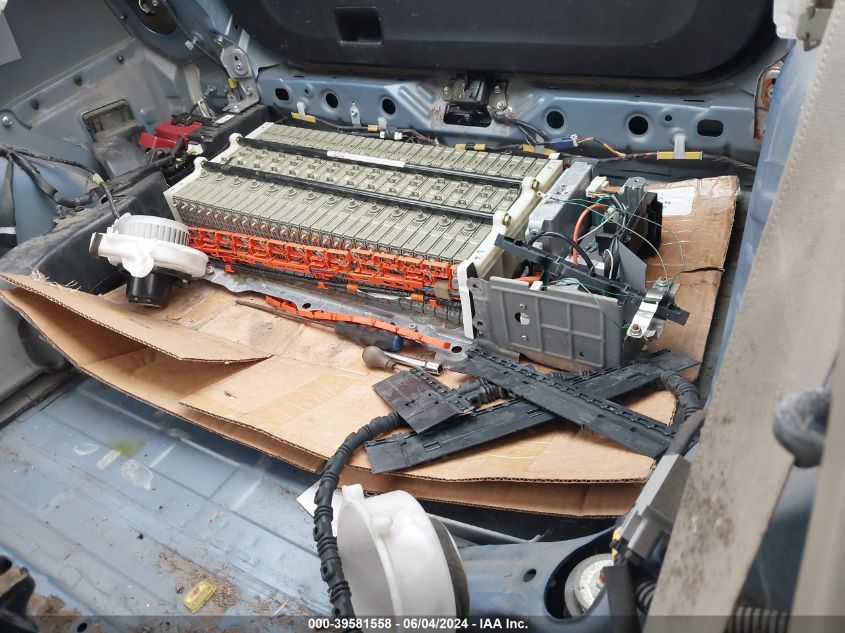 2005 Toyota Prius VIN: JTDKB20U550132129 Lot: 39581558