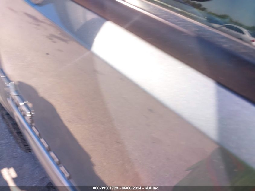 2011 Chevrolet Silverado 1500 Lt VIN: 3GCPCSE04BG355472 Lot: 39581729