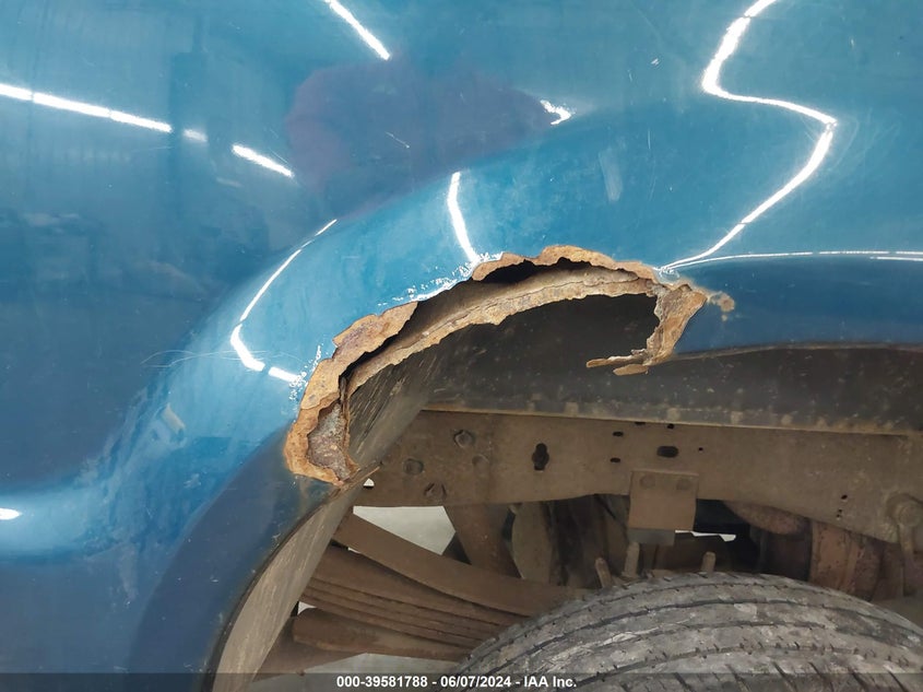 2000 Ford F-250 Lariat/Xl/Xlt VIN: 1FTNX21S7YEE20639 Lot: 39581788