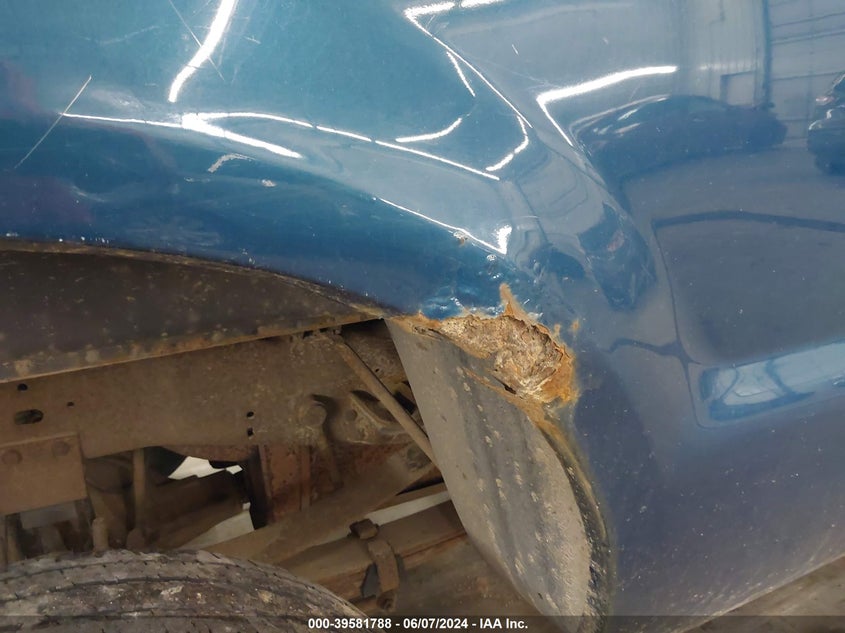 2000 Ford F-250 Lariat/Xl/Xlt VIN: 1FTNX21S7YEE20639 Lot: 39581788