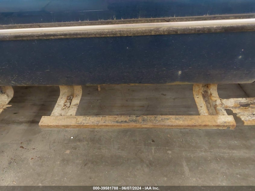 2000 Ford F-250 Lariat/Xl/Xlt VIN: 1FTNX21S7YEE20639 Lot: 39581788