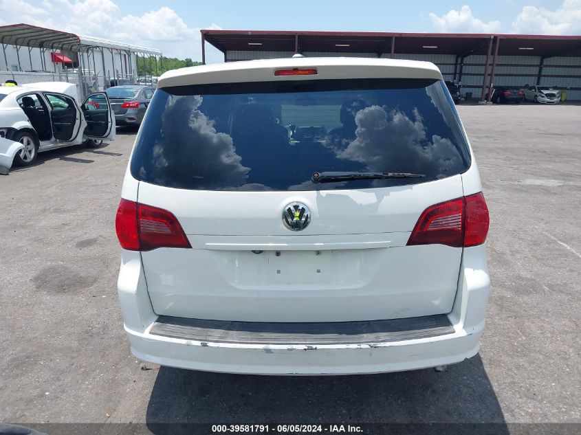 2010 Volkswagen Routan Se VIN: 2V4RW3D19AR324829 Lot: 39581791