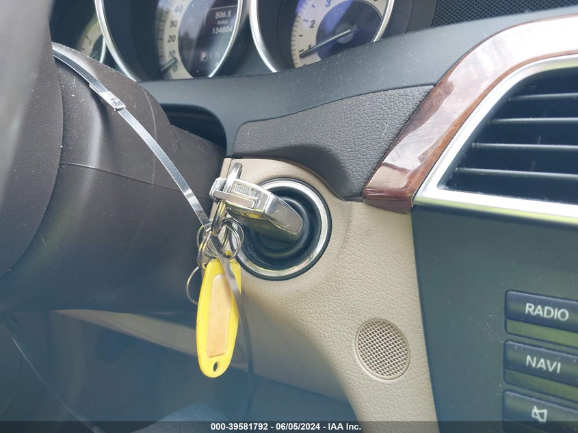 2014 Mercedes-Benz C 300 Luxury 4Matic/Sport 4Matic VIN: WDDGF8AB7EG188533 Lot: 39581792