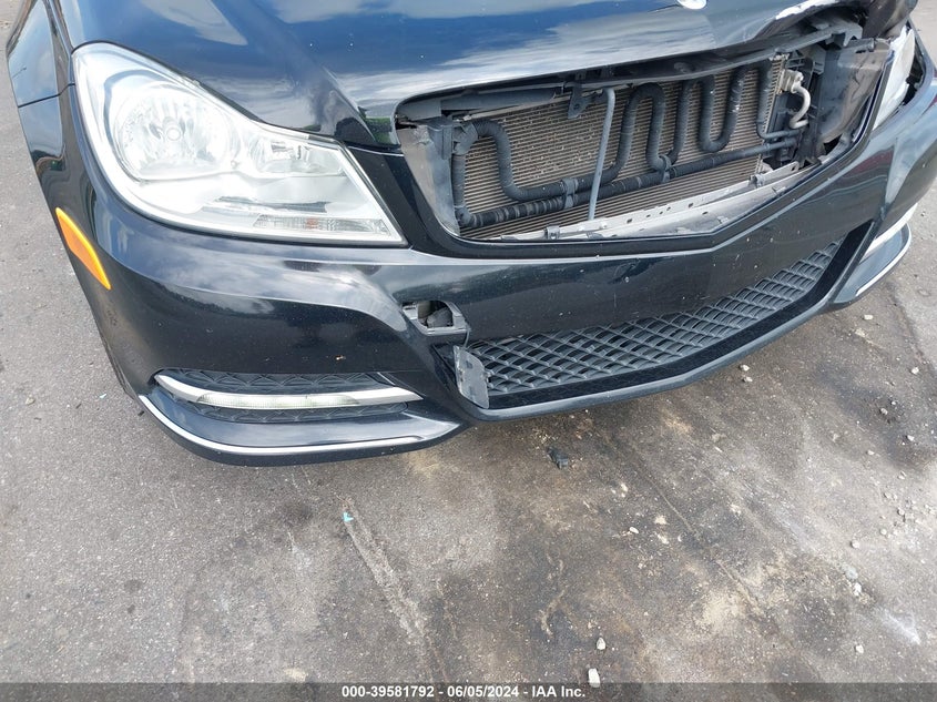 2014 Mercedes-Benz C 300 Luxury 4Matic/Sport 4Matic VIN: WDDGF8AB7EG188533 Lot: 39581792