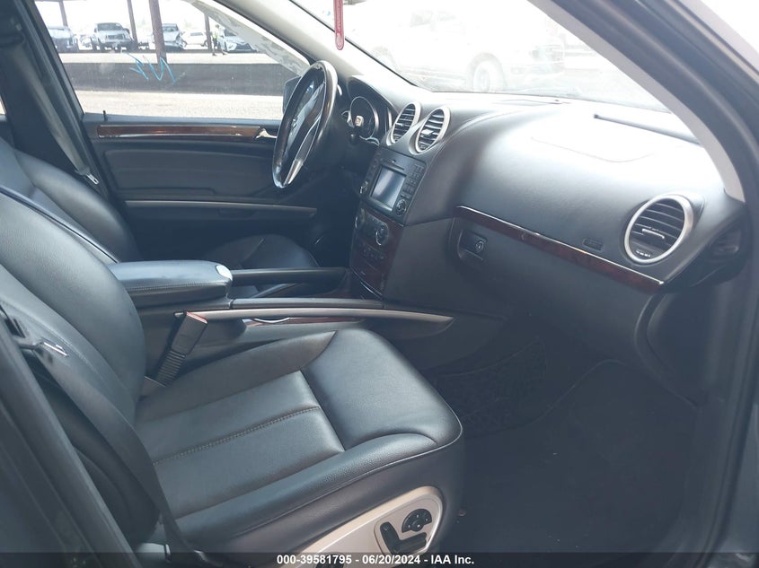 2011 Mercedes-Benz Gl 450 4Matic VIN: 4JGBF7BE4BA678185 Lot: 39581795