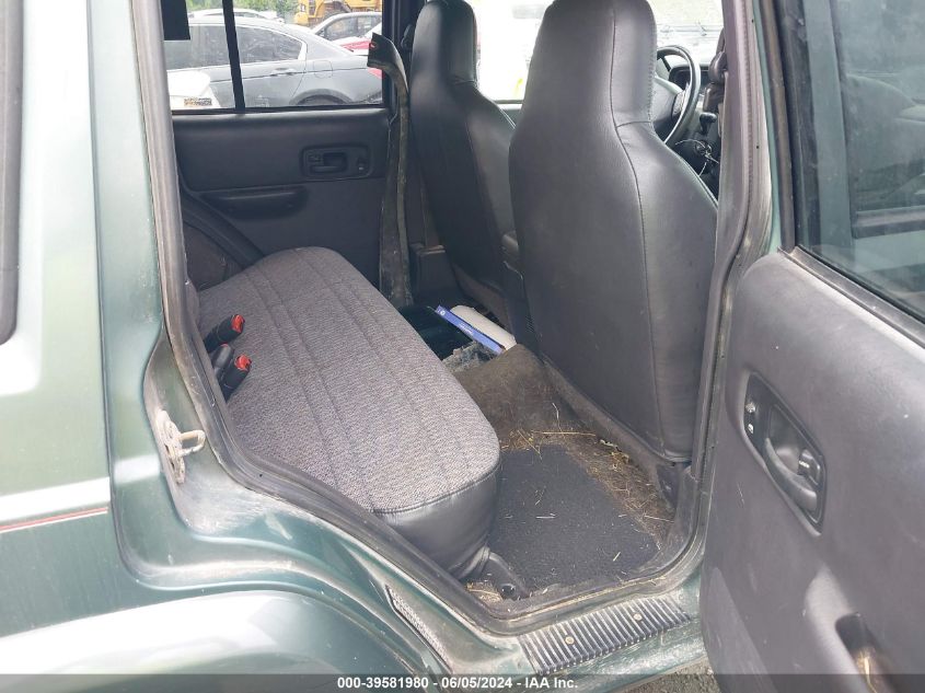 2000 Jeep Cherokee Sport VIN: 1J4FF48SXYL116462 Lot: 39581980