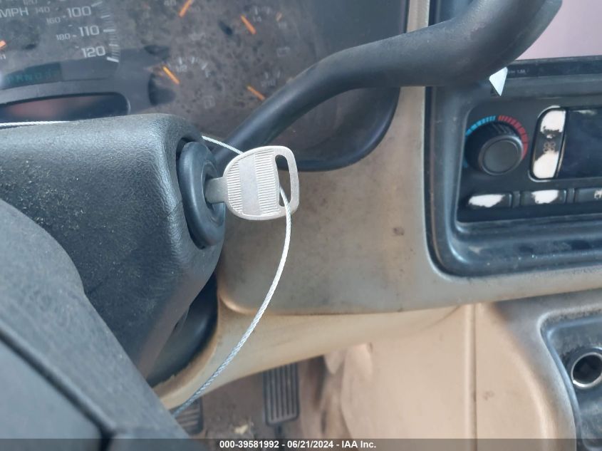 2004 Chevrolet Tahoe Lt VIN: 1GNEC13Z54J270961 Lot: 39581992