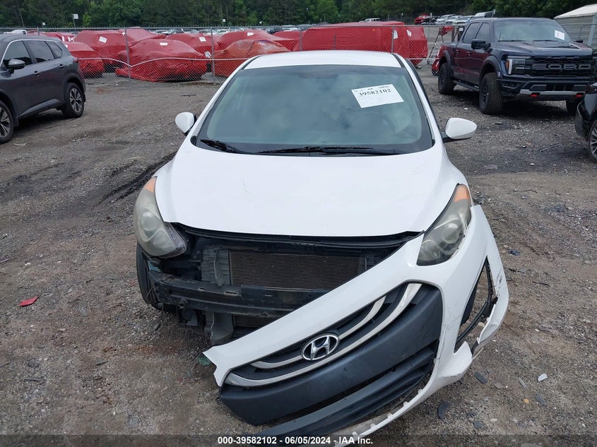 2014 Hyundai Elantra Gt VIN: KMHD35LHXEU215517 Lot: 39582102