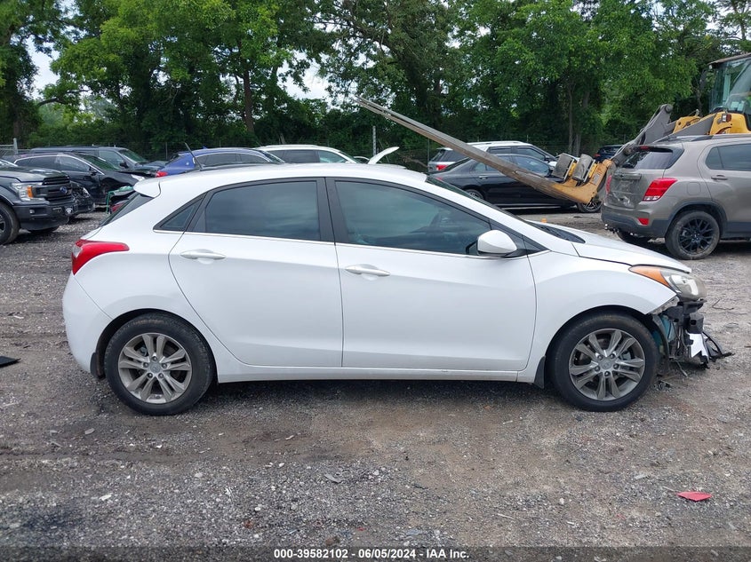 2014 Hyundai Elantra Gt VIN: KMHD35LHXEU215517 Lot: 39582102