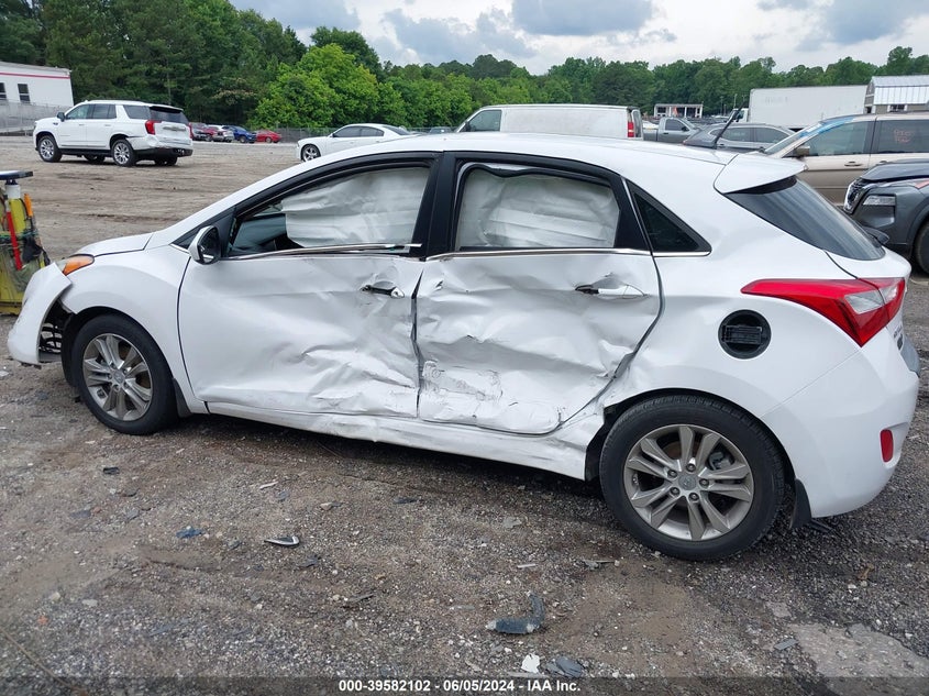 2014 Hyundai Elantra Gt VIN: KMHD35LHXEU215517 Lot: 39582102