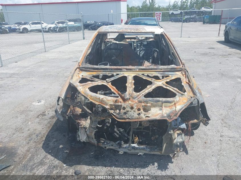 2003 Toyota Corolla Le VIN: JTDBR32E030040429 Lot: 39582103