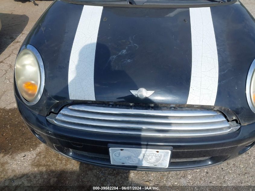 2007 Mini Cooper VIN: WMWMF33587TL68666 Lot: 39582204