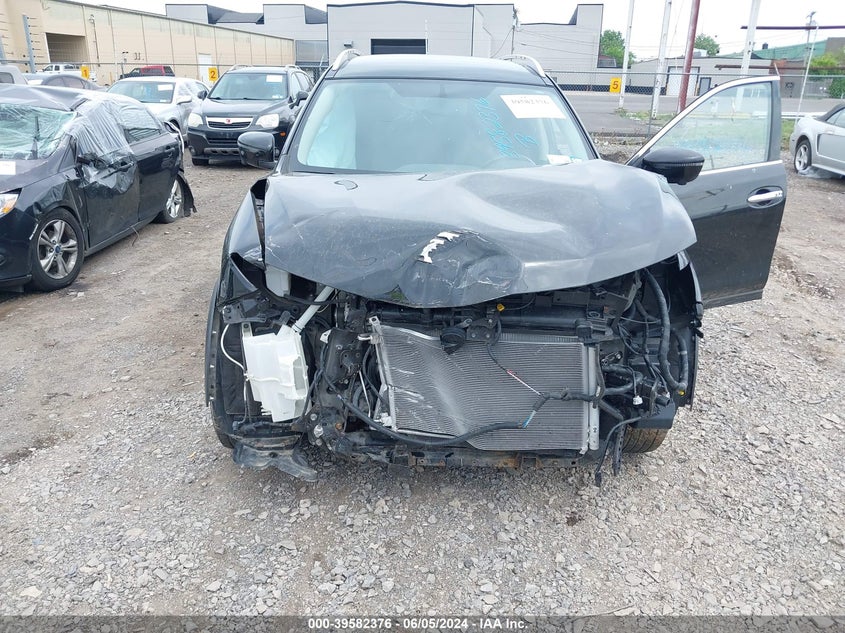 2017 Nissan Rogue Sv VIN: KNMAT2MV6HP562680 Lot: 39582376