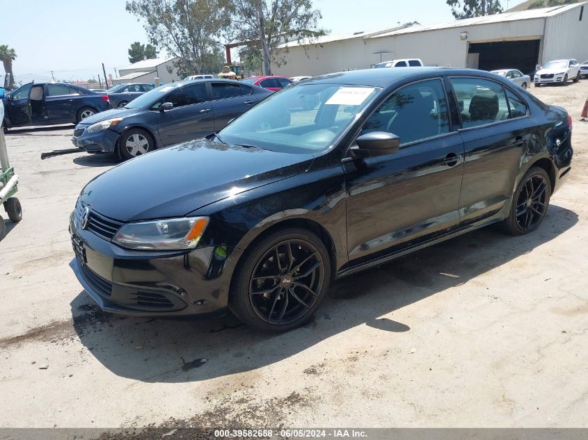 2013 Volkswagen Jetta 2.0L S VIN: 3VW2K7AJ1DM287626 Lot: 39582658