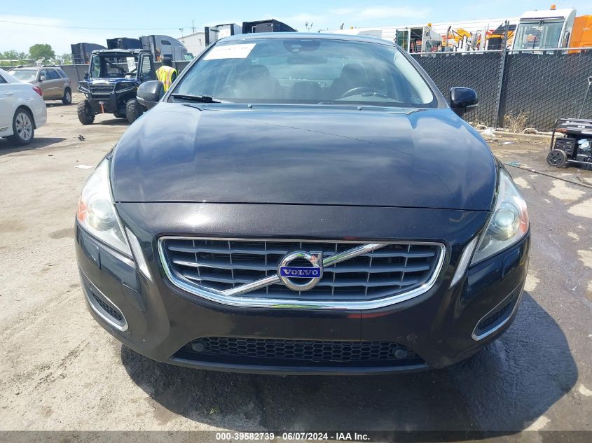 2013 Volvo S60 T5/T5 Platinum/T5 Premier/T5 Premier Plus VIN: YV1612FS7D2185373 Lot: 39582739