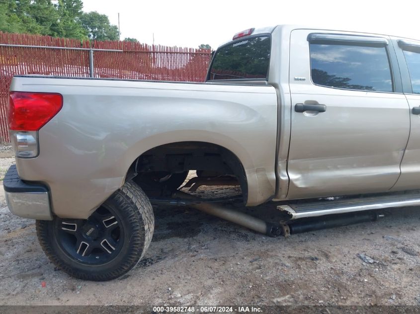 2008 Toyota Tundra Sr5 5.7L V8 VIN: 5TFEV54148X052807 Lot: 39582748