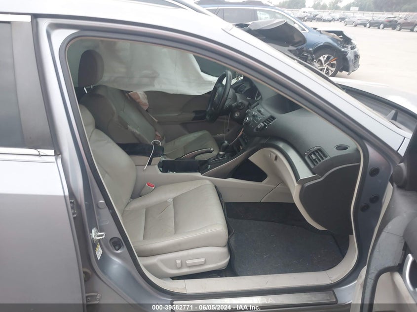 2012 Acura Tsx 2.4 VIN: JH4CU2F47CC002272 Lot: 39582771
