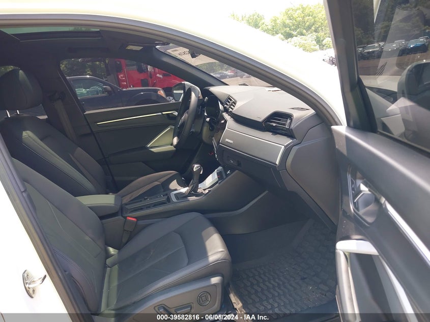 2023 Audi Q3 Premium Plus 45 Tfsi S Line Quattro Tiptronic VIN: WA1EECF38P1127295 Lot: 39582816