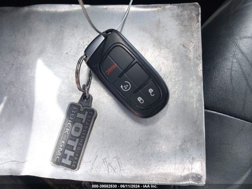 2014 Jeep Cherokee Limited VIN: 1C4PJMDS5EW210807 Lot: 39582830