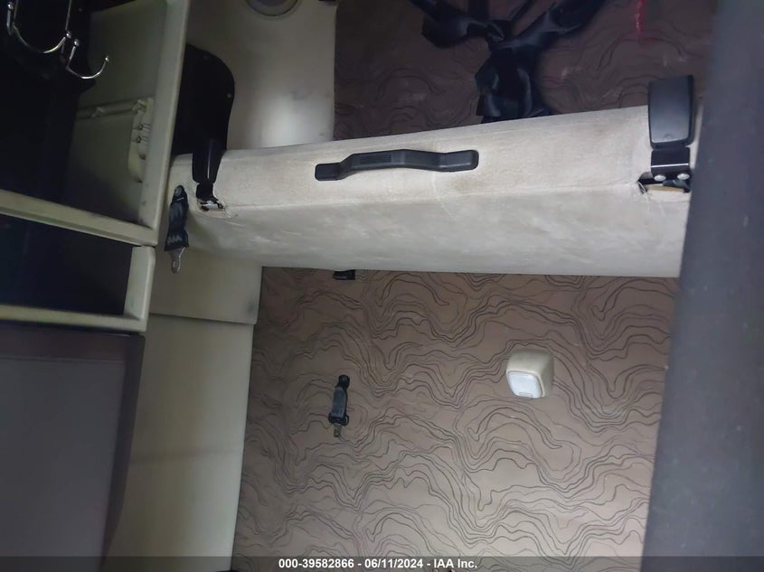 2016 Volvo Vn Vnl VIN: 4V4NC9EH7GN940037 Lot: 39582866