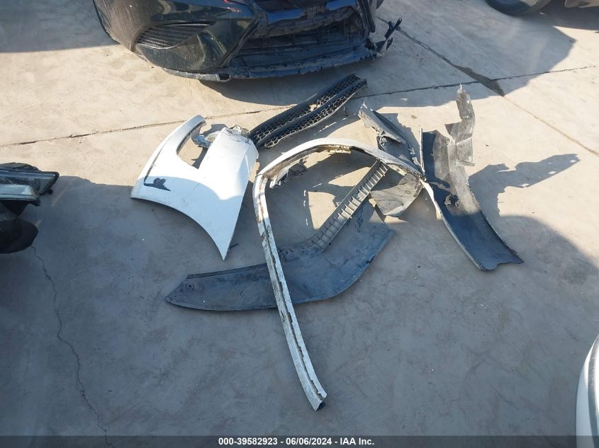 2013 Volkswagen Passat 2.5L Sel Premium VIN: 1VWCH7A36DC029365 Lot: 39582923