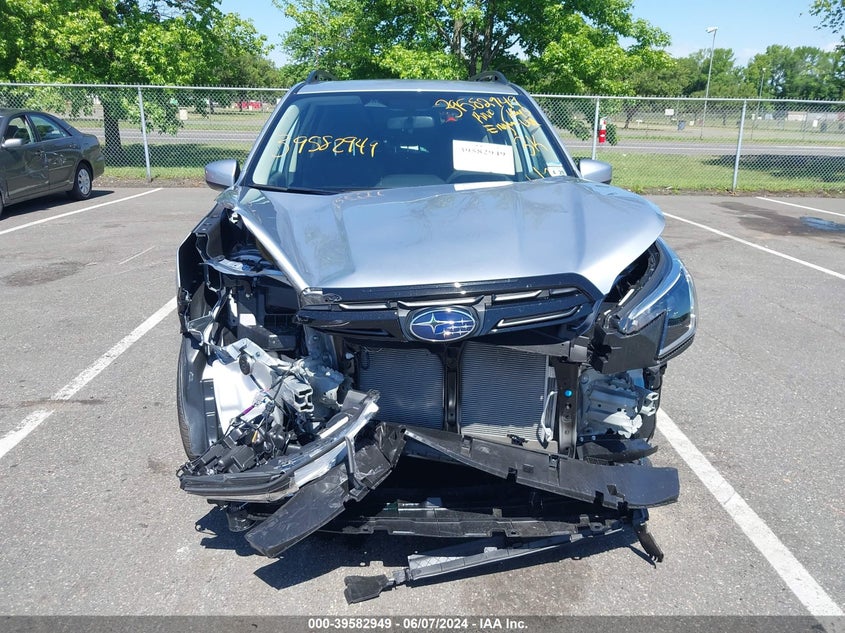 2024 Subaru Forester Premium VIN: JF2SKADC0RH485317 Lot: 39582949