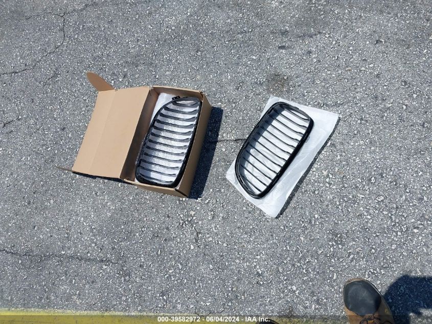 2009 BMW 335I VIN: WBAPM77559NL87817 Lot: 39582972