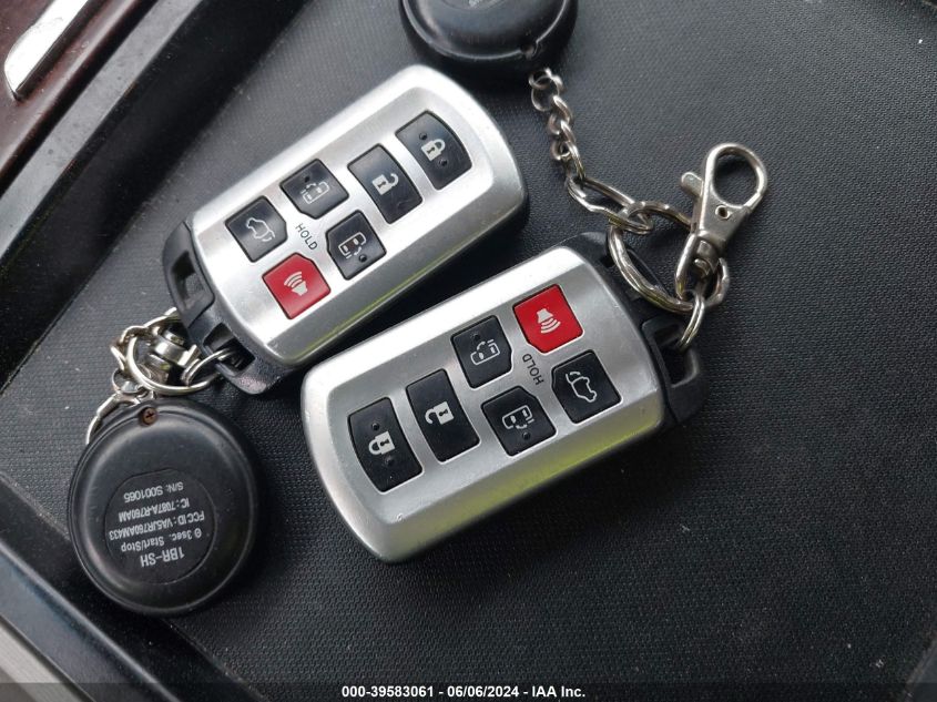 2011 Toyota Sienna Xle/Limited VIN: 5TDDK3DC9BS005568 Lot: 39583061