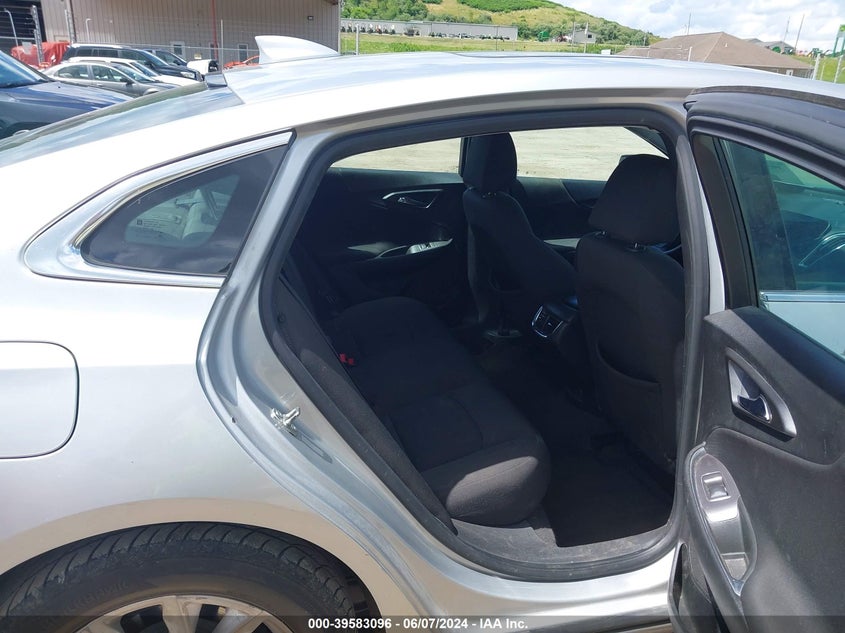 2019 Chevrolet Malibu Lt VIN: 1G1ZD5STXKF104987 Lot: 39583096