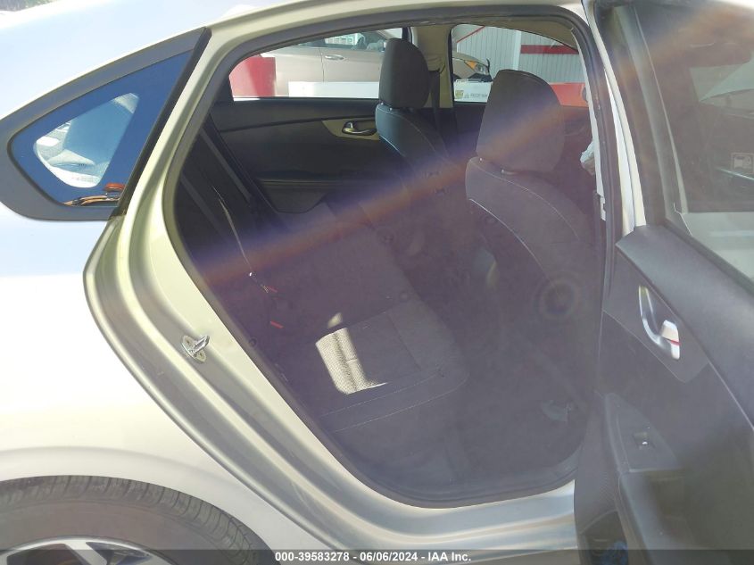 2019 Kia Forte Lxs VIN: 3KPF24AD7KE117212 Lot: 39583278