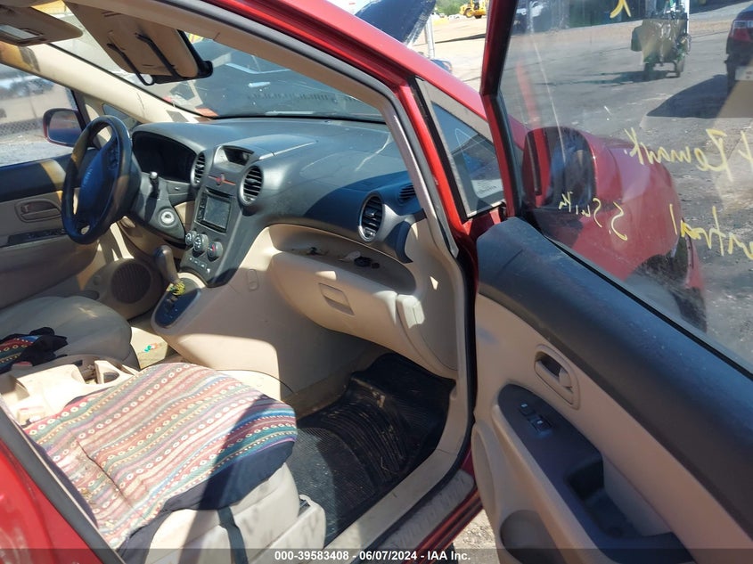 2007 Kia Rondo Lx VIN: KNAFG525077094746 Lot: 39583408