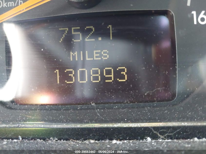 2000 Mercedes-Benz E 320 4M VIN: WDBJF82JXYX037257 Lot: 39583443