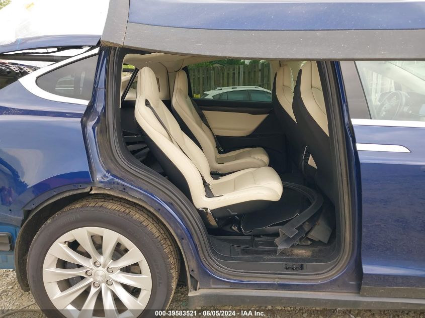 2018 Tesla Model X 100D/75D/P100D VIN: 5YJXCBE21JF140167 Lot: 39583521