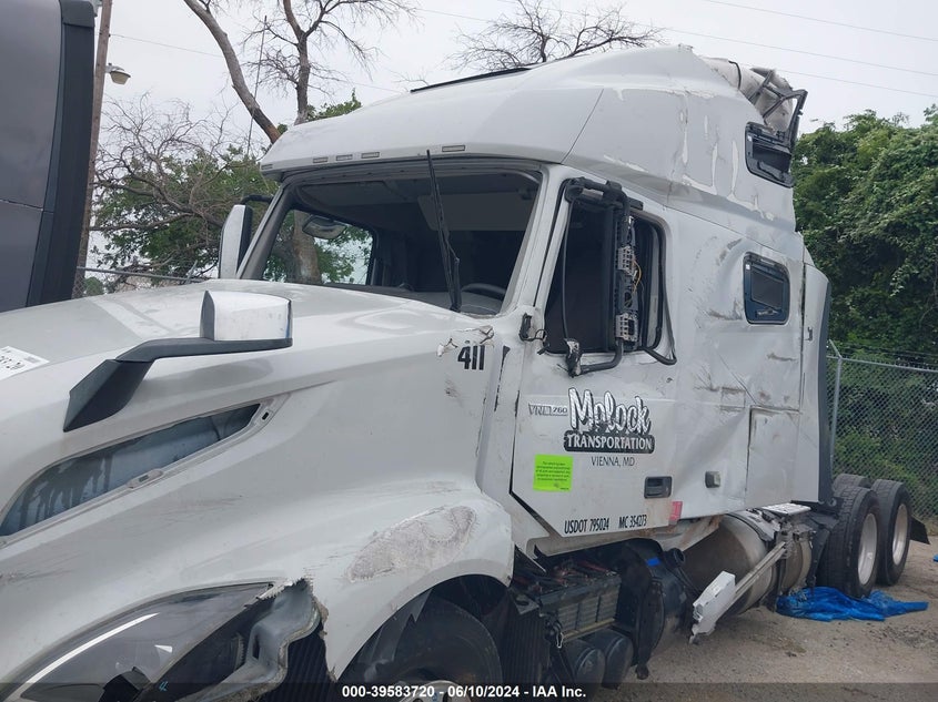 2020 Volvo Vnl VIN: 4V4NC9EH1LN215740 Lot: 39583720